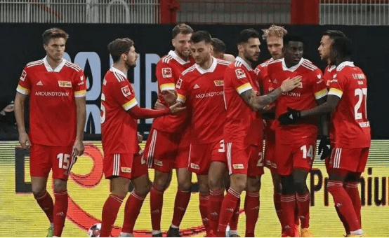  柏林联合主场爆冷终结拜仁连胜  