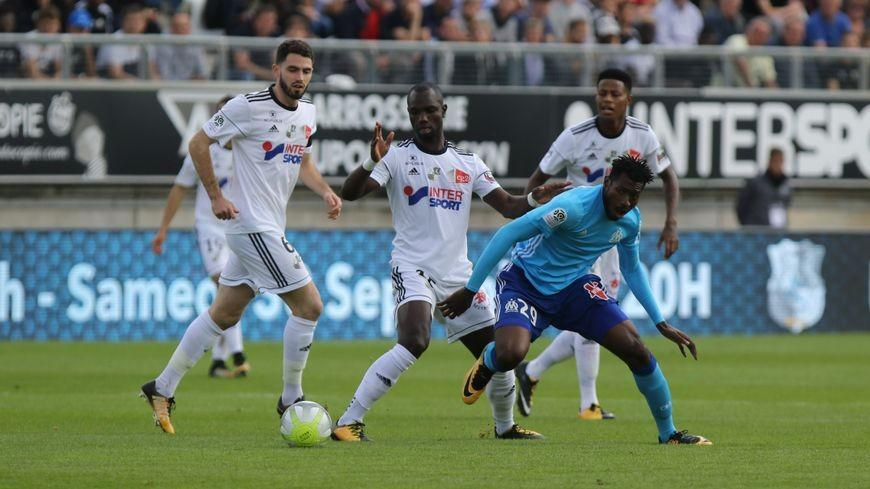  雷恩与蒙彼利埃激战成和共享法甲一分秋色  